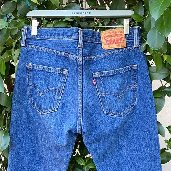 size 30 in levis